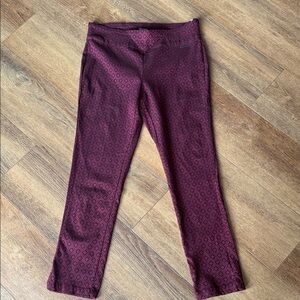 ROZ & ALI Maroon Patterned Slim Leg Pants Size 12.